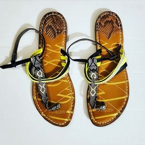 Sam & Libby Green Black Tribal Print Sandals 8.5